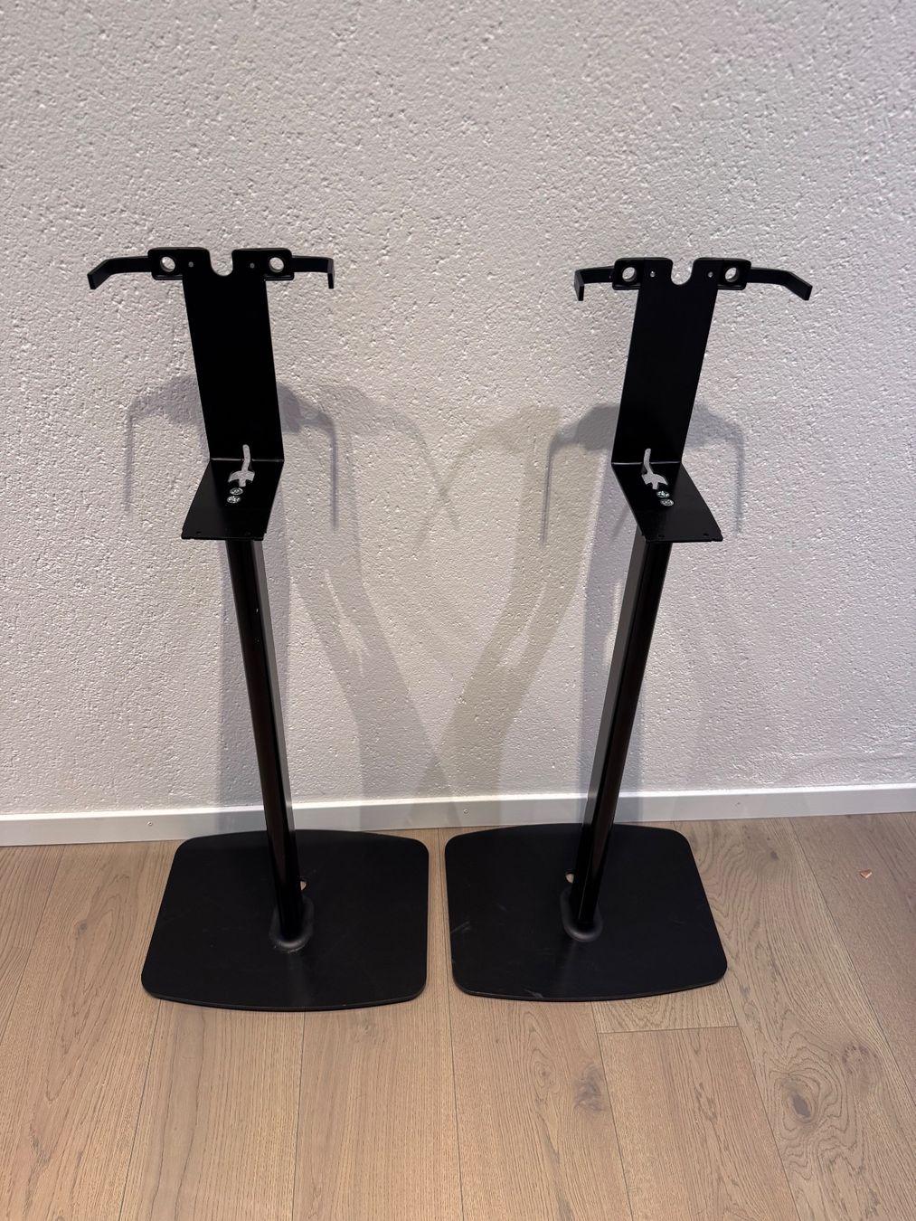 Supporti a parete: 2x Flexson Lautsprecherständer- Vertical Sonos 5 - Five – Usato da Kriens venduto da saintstone