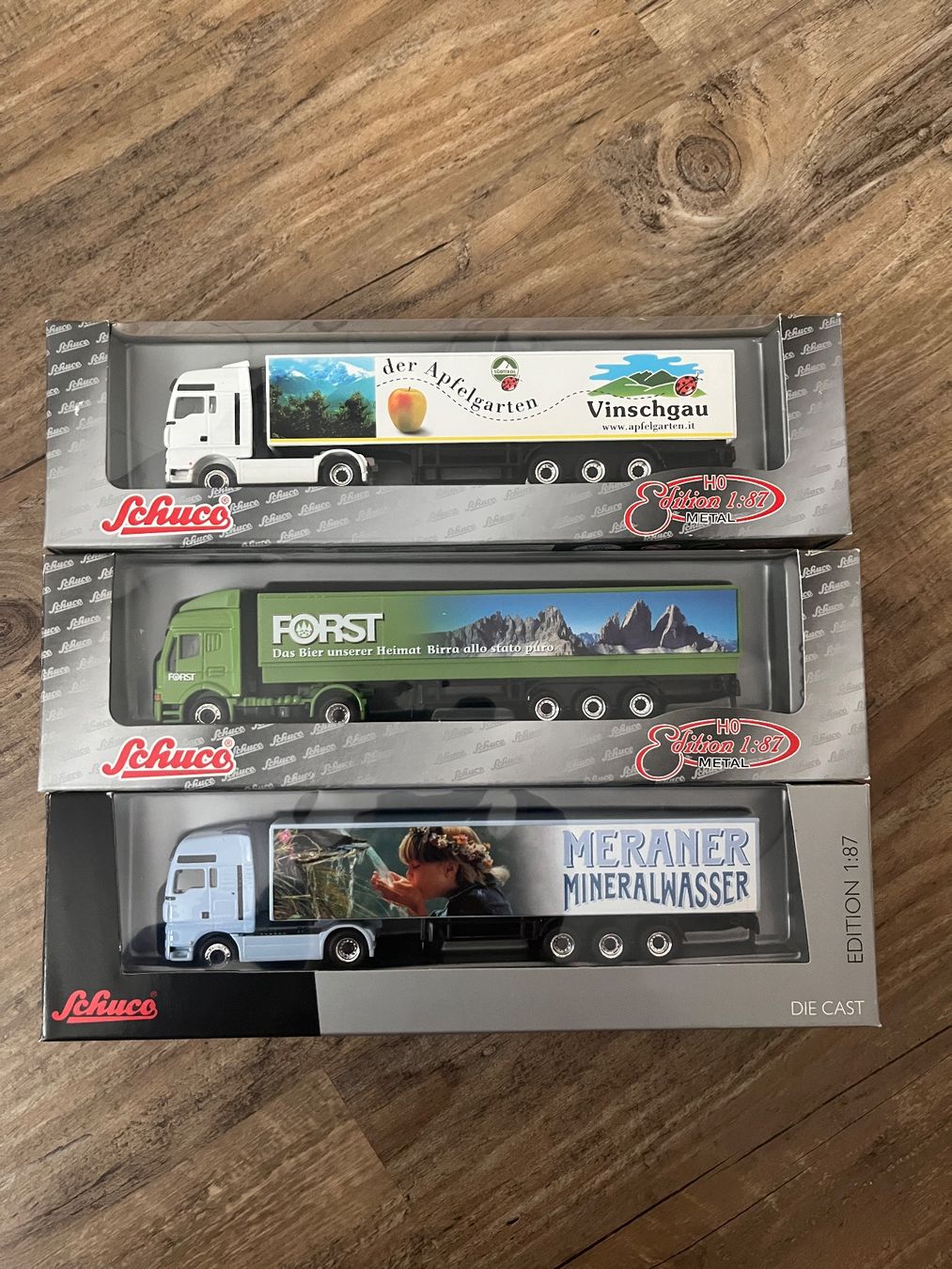 Schuco Modellini d'auto: 3 Schuco LKW Modelle 1:87 – Nuovo e nell'imballaggio originale da Egliswil venduto da pokerface47