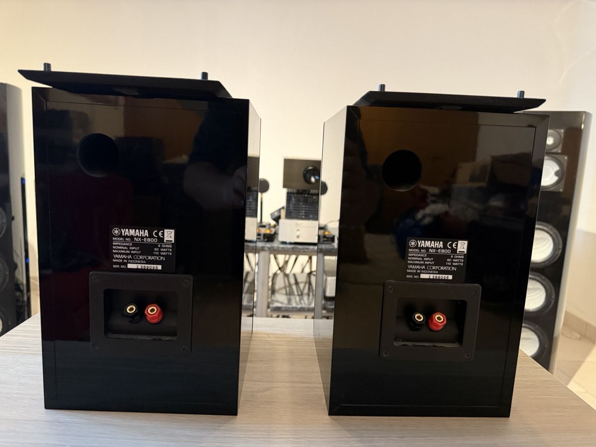 Yamaha Casse acustiche: Yamaha NX-E800 Speakers black good condition – Usato da Veyrier venduto da mus_d768 1