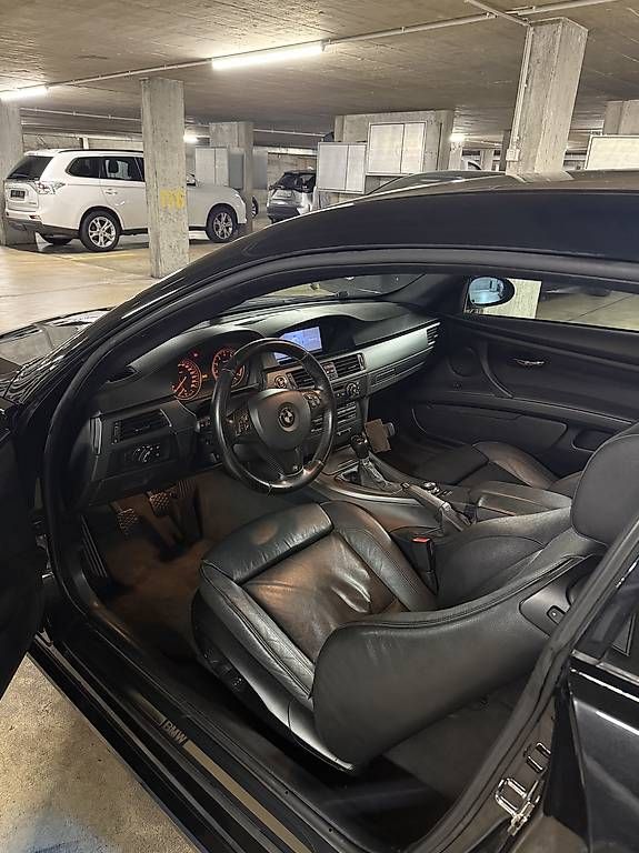 Autos: BMW 330xi e92 – Gebraucht aus St. Gallen von her_62st 4