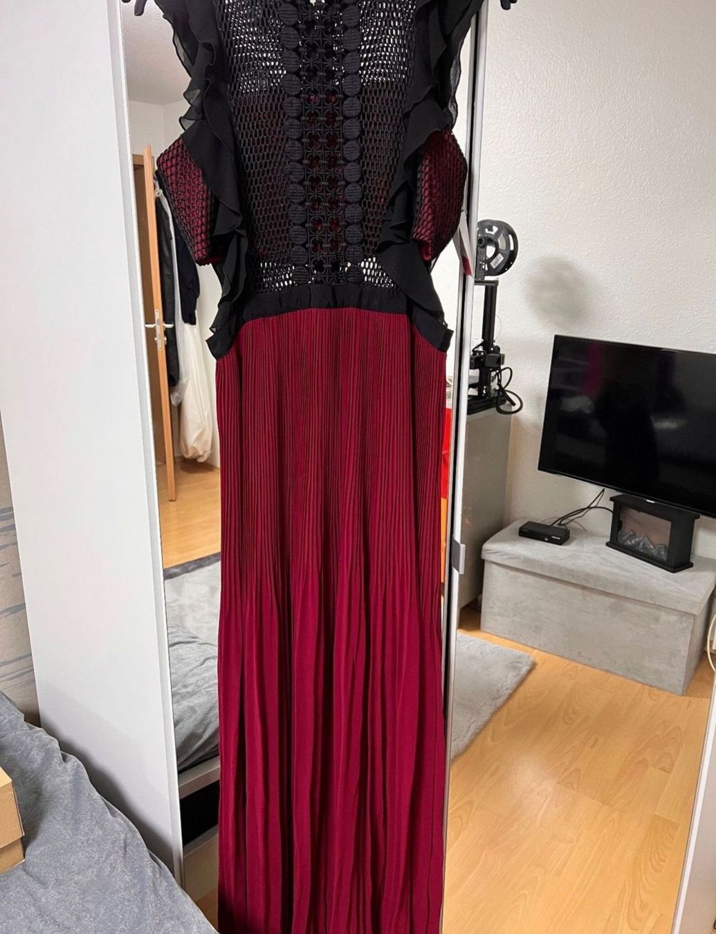 Vestiti: Kleid Apart – Usato da Egerkingen venduto da ear_k6fg 1