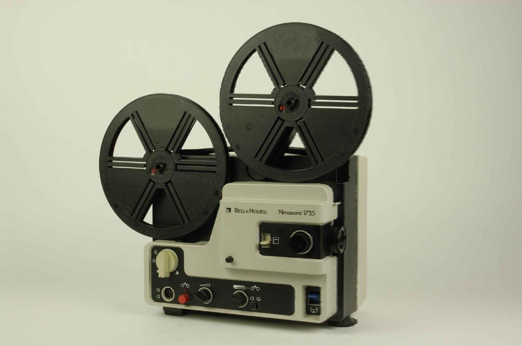 Proiettori: Bell & Howell, Filmosonic 1735 – Usato da Au ZH venduto da JSR