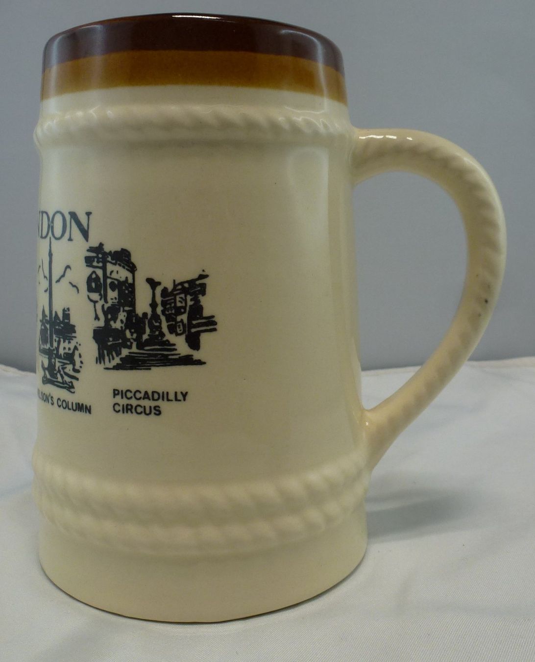Gläser: Bier-Humpen Greetings from LONDON – Gebraucht aus Murgenthal von B.StM 7