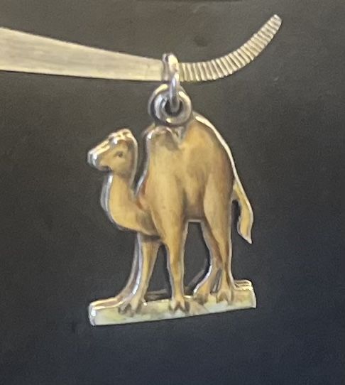 Ciondoli: SPLENDIDE CHARM VINTAGE CHAMEAU ARGENT 800 ÉMAIL POLYCHROME – Usato da Genève venduto da DELIRBEADS 6