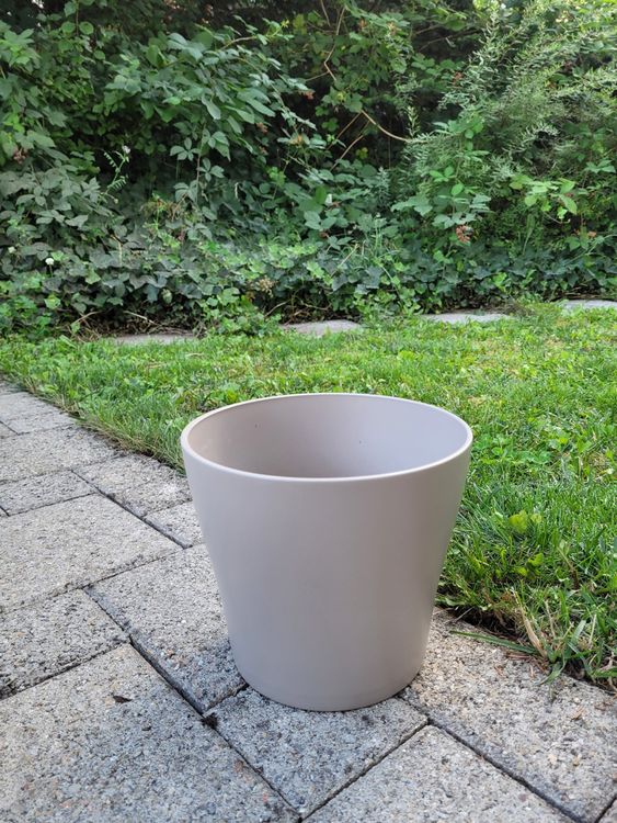 Bamworld Selbstbewässernde Blumentöpfe 6er Set - Schwarz Mit Korkbasis