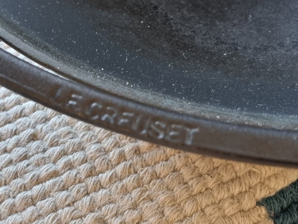 Le Creuset La Fonte enamel wok pan 36 cm, cherry red | Advantageously shopping at