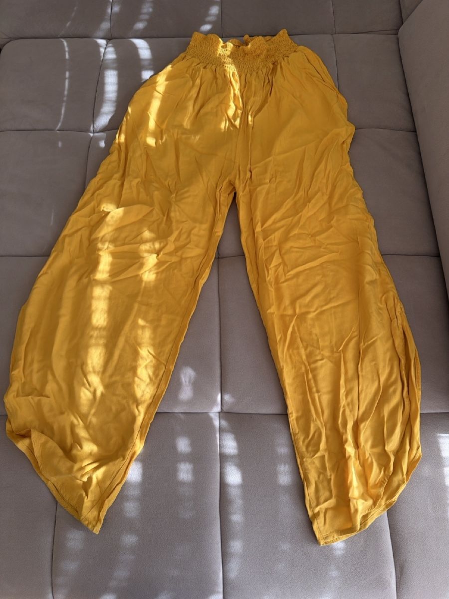 Hosen: Sommerhose – Gebraucht aus Benglen von Jumanah