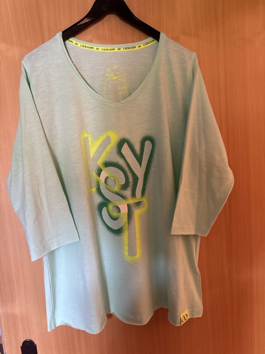 T-shirts: T-shirt Laurason  – Neuf (Voir description) à Monthey par chocolatnoir01
