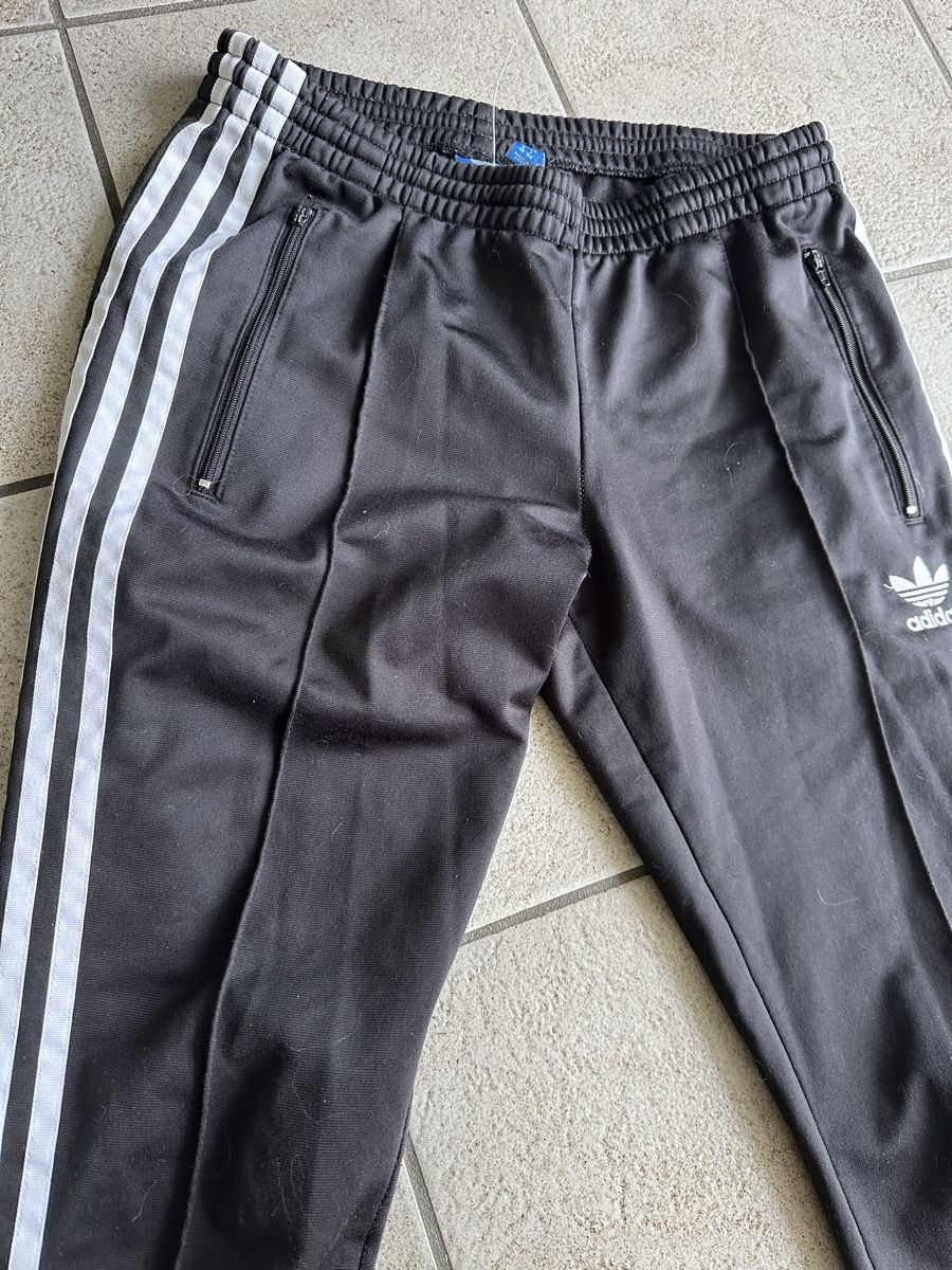 Adidas Pantaloni: Adidas Trainerhose Gr 38 – Usato da Sierre venduto da Tracy83 1