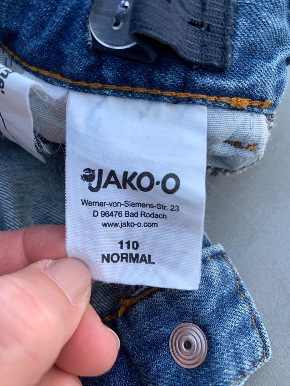 Jako-O Pantalons: Jeans Shorts Mädchen von Jako-o – D'occasion à Hertenstein AG par Stadtturm 1