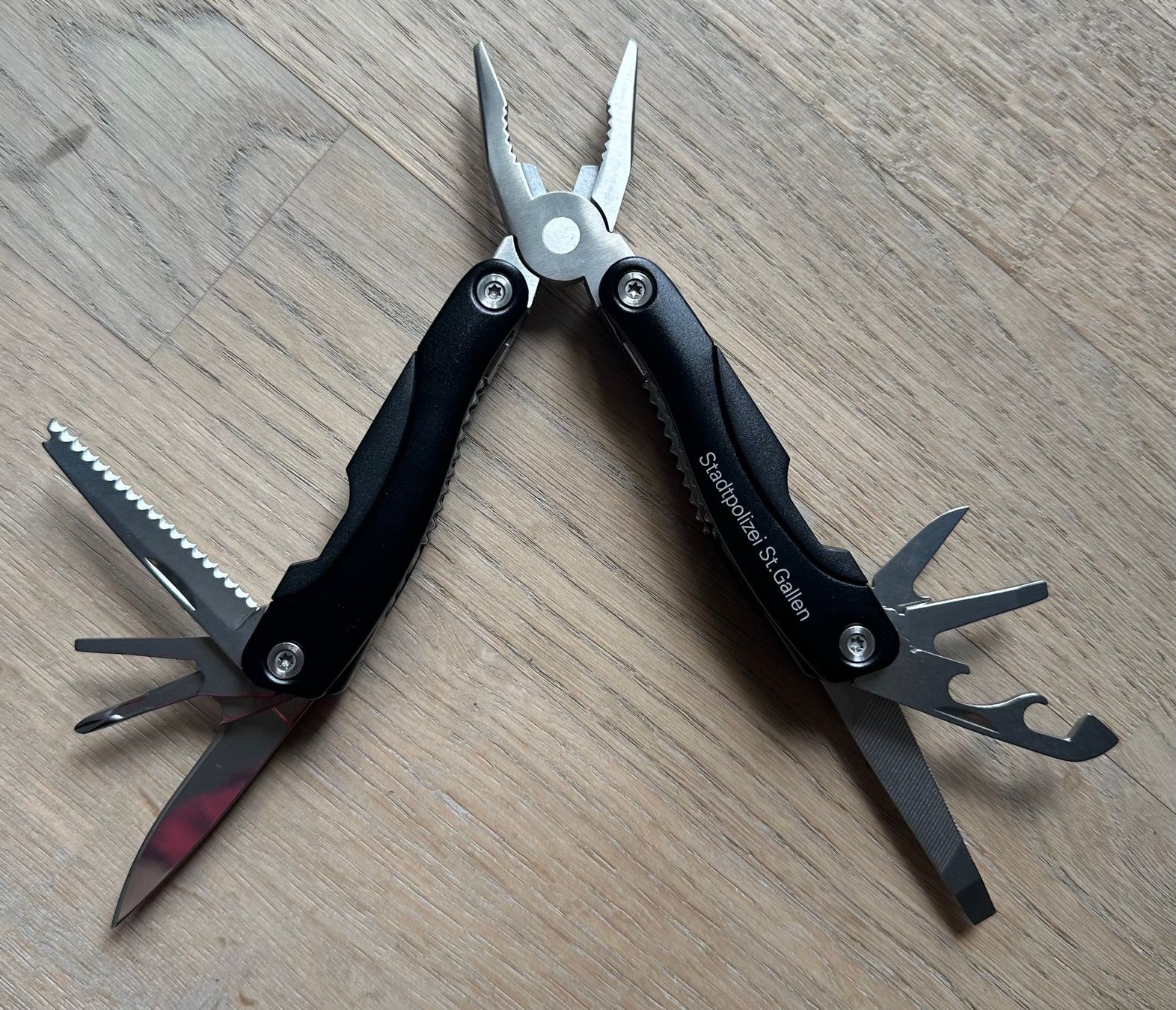 Tutti gli attrezzi: Multitool Klappwerkzeug schwarz, NEU und unbenutzt – Nuovo (secondo la descrizione) da Thal venduto da dom_7zf7 3