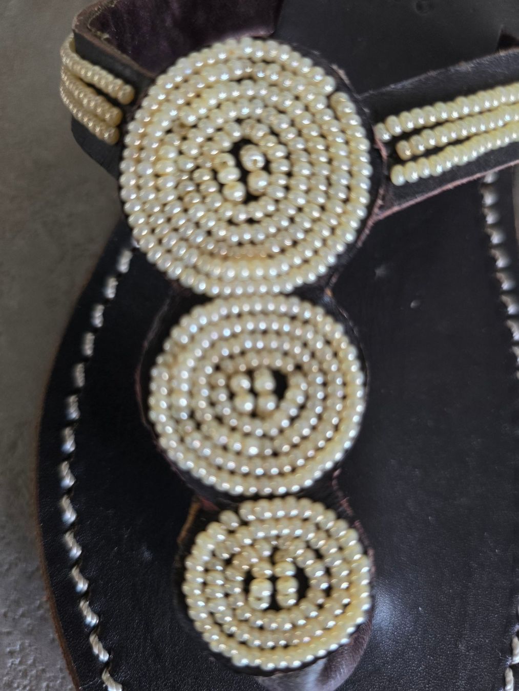 Chaussures femmes: Handgemachte Leder-Sandalen - Cremefarben 36 – Neuf avec emballage d'origine à Brione s. Minusio par Littleninja 1