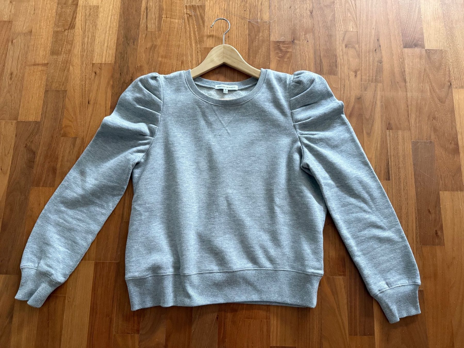 Maglioni & Felpe: REBECCA MINKOFF Pullover Grau M – Usato da Lugnorre venduto da jettsett 1