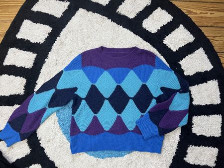 Wool blend Knitted Sweater, Diamond Pattern Cosy & Unique