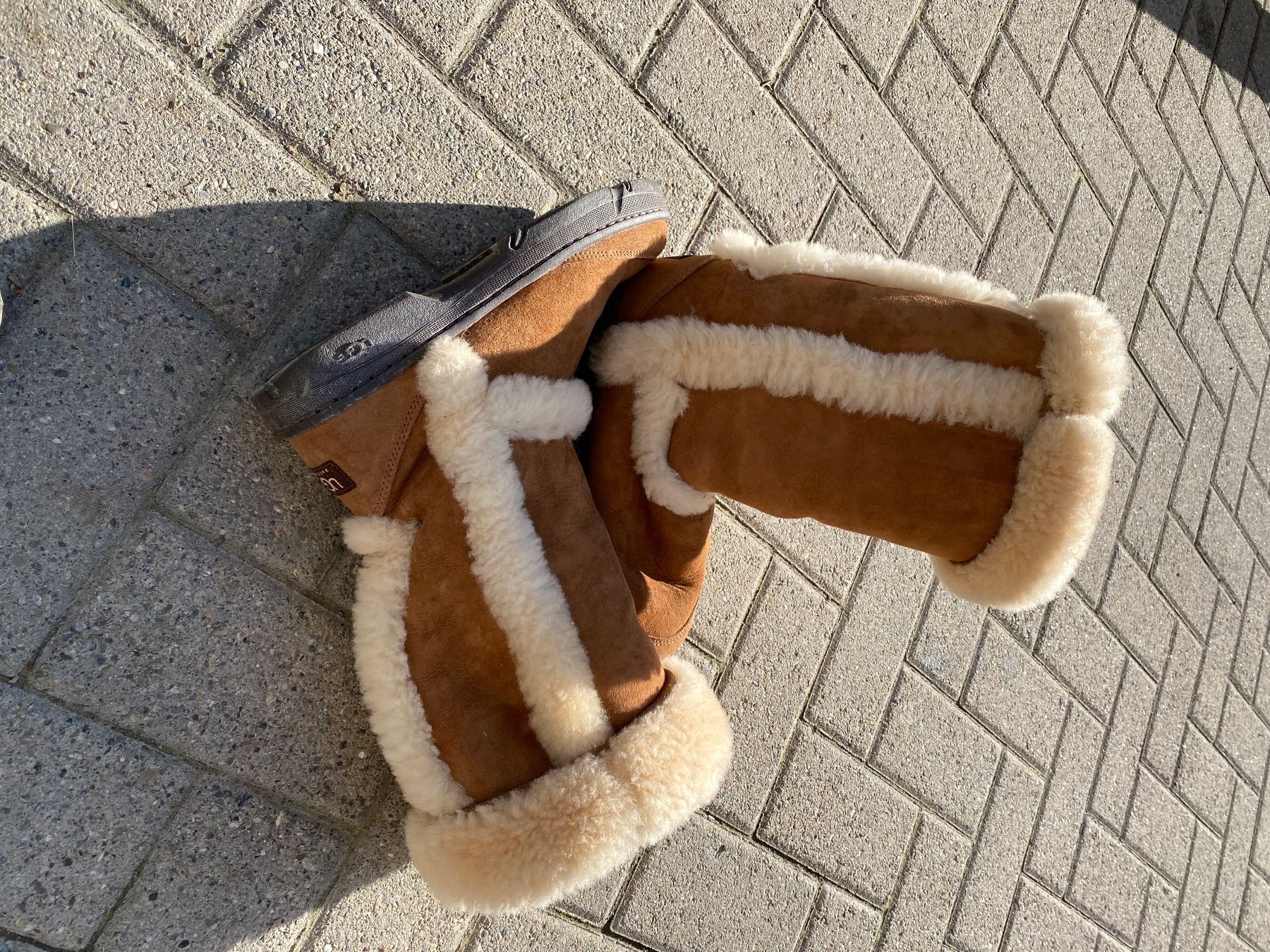 Ugg Damenschuhe: UGG – Gebraucht aus Heiden von Nautimo 3