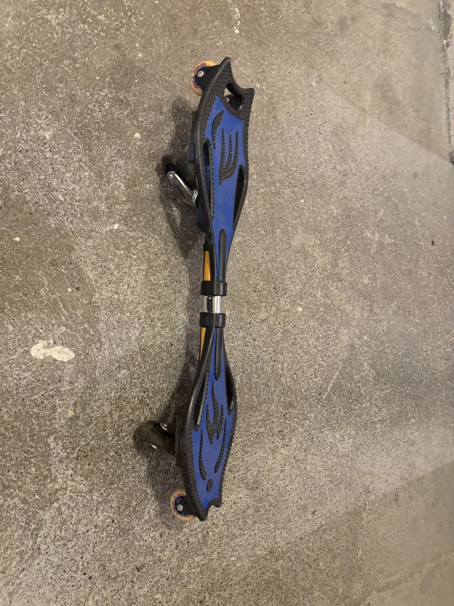 Skateboards: Cool Waveboard, Top Zustand, wenig gebraucht, Sommer – Usato da Kloten venduto da Mister_G 1