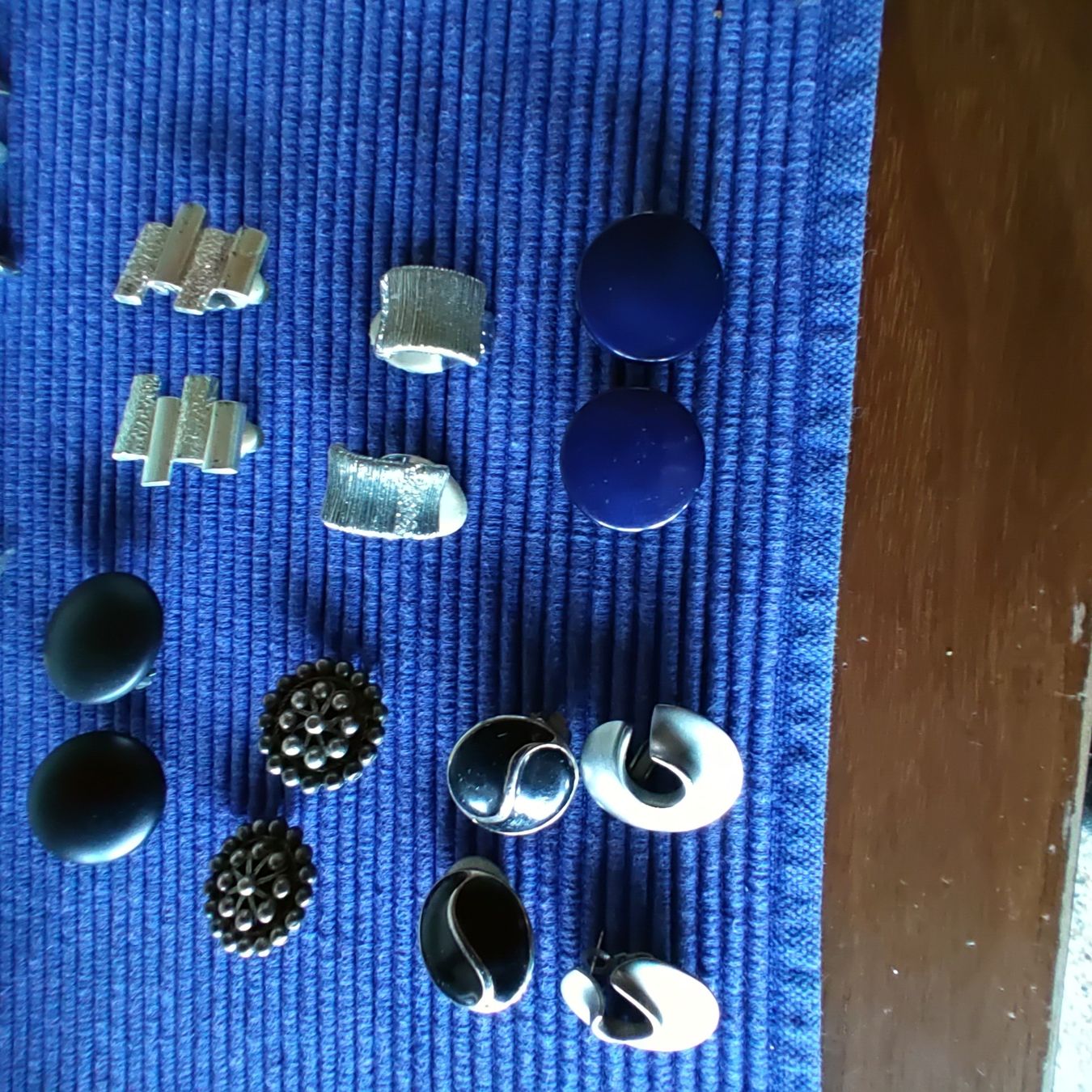 Sonstiger Schmuck: Ohrclips gemischt guter Zustand – Gebraucht aus Neuenegg von guterfang 2
