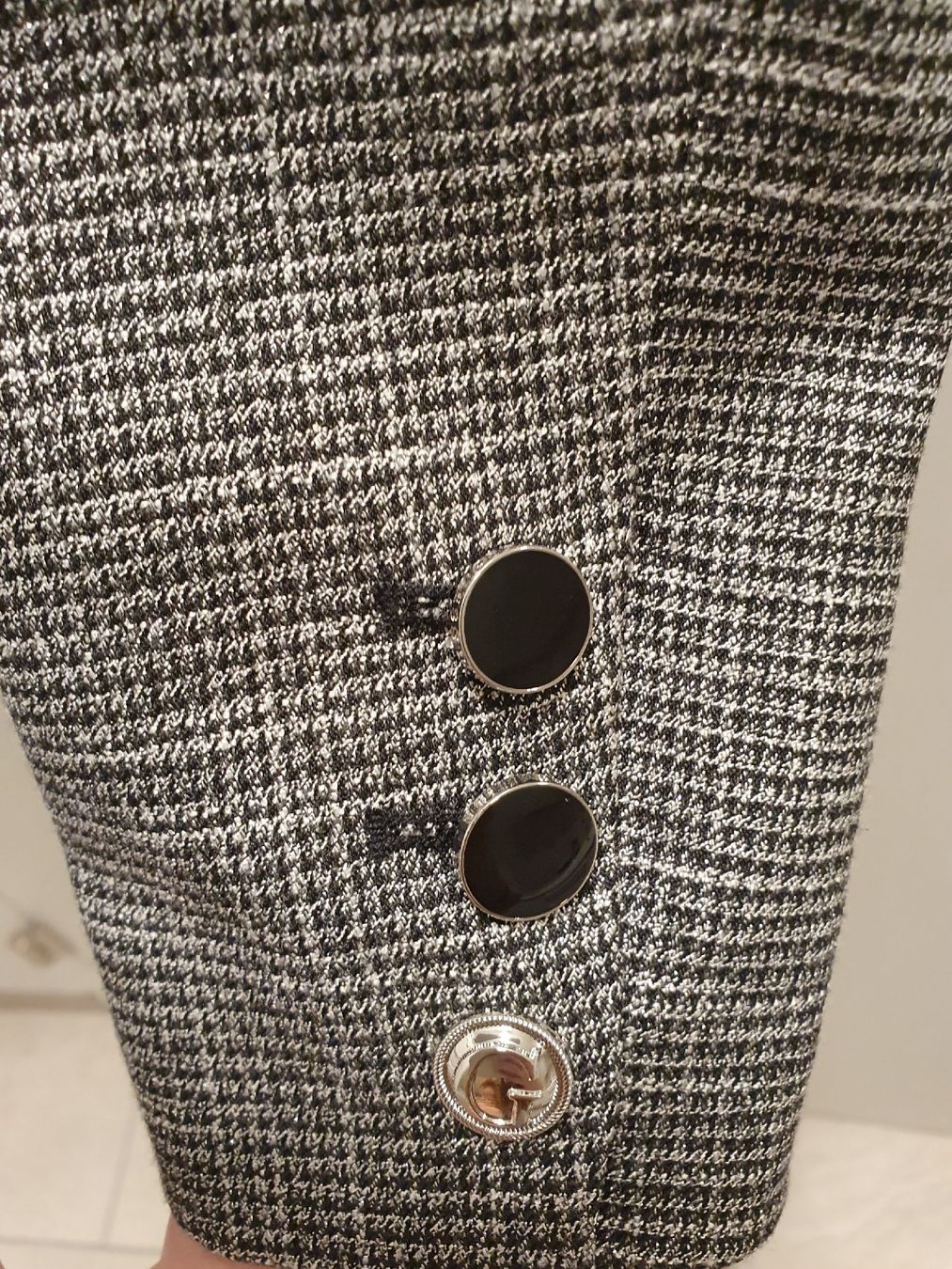 Guess Giacche: Neuer Guess Blazer Grösse XS – Nuovo (secondo la descrizione) da Wettingen venduto da __Dom__ 3