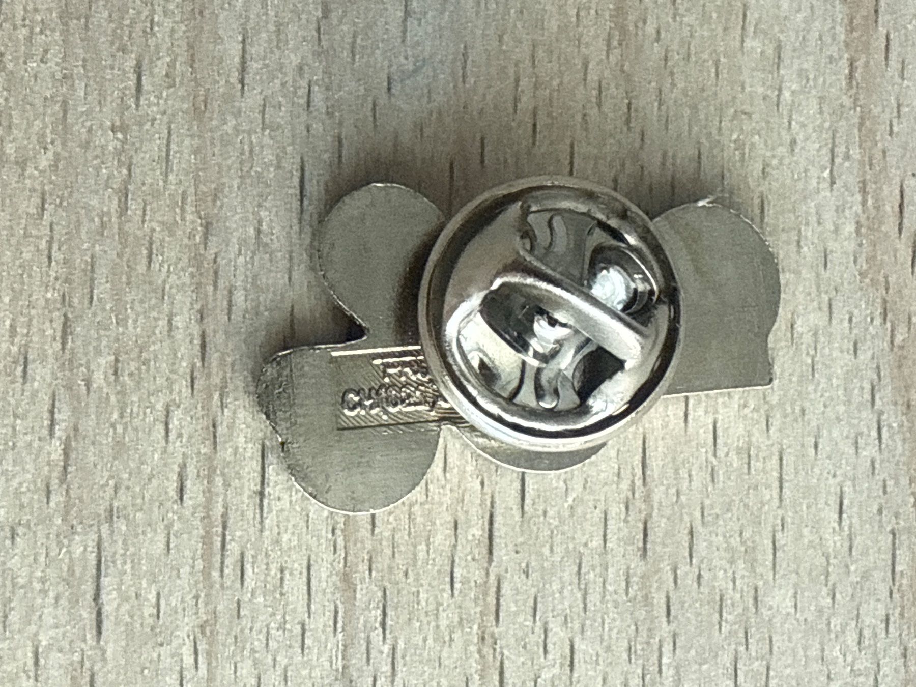 Plaquettes & Badges: Pin  Labomatic – D'occasion à Glattbrugg par Schweigmatt 1