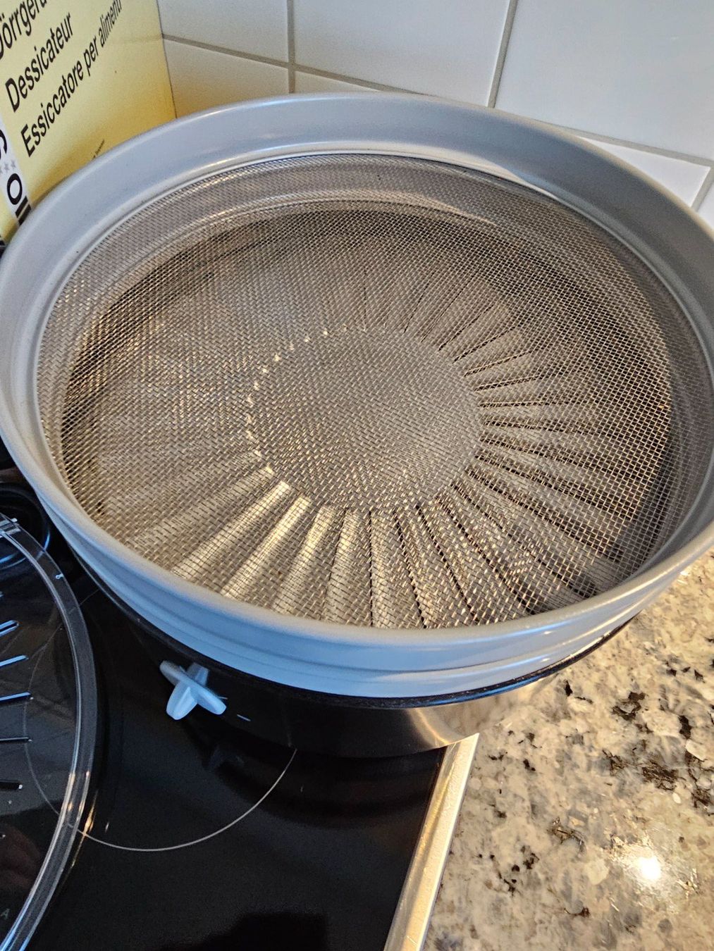 Mio Star Elettrodomestici da cucina: Dörrgerät MIOSTAR - Trockne Dein eigenes Obst, Gemüse! – Usato da Zürich venduto da sne.swiss 2