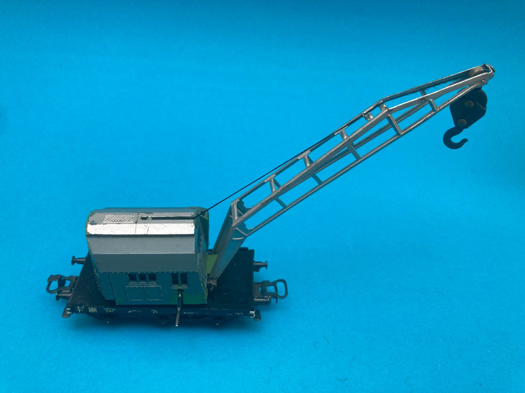 Märklin Modellini di ferrovie: Märklin, Waggons: Shell, Esso, Bordeaux, Kran – Usato da Basel venduto da tin_yv5x 1