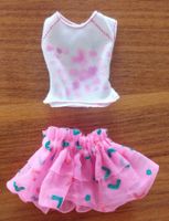Barbie Dress rosa Swingrock und Batik Shirt