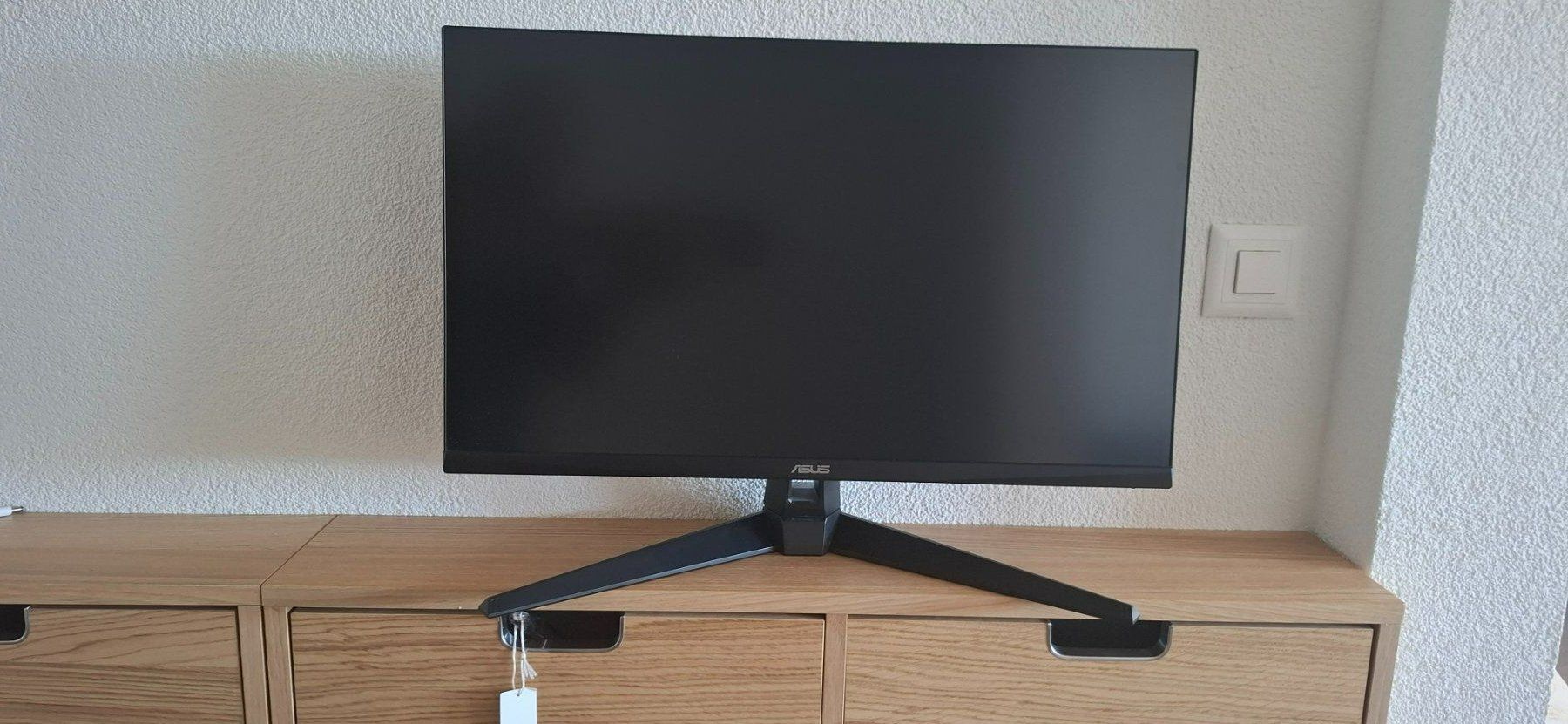 Asus Monitor: Ecran Asus VG27 – Usato da Penthéréaz venduto da man_5qb7 1