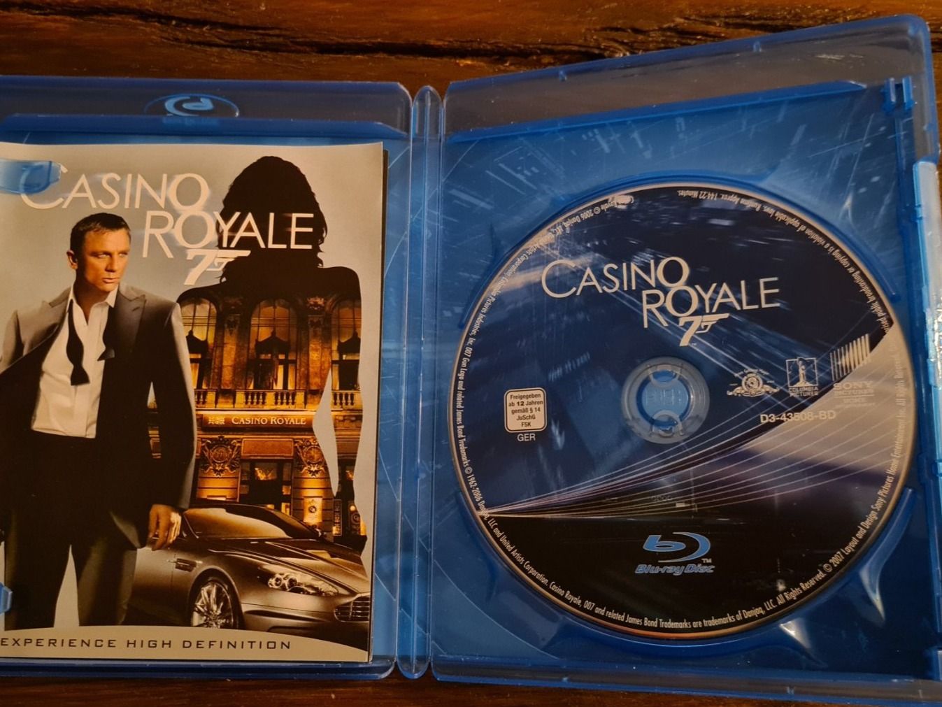 Alle DVDs: James Bond Casino Royal – Neu (gemäss Beschreibung) aus Oberkirch LU von ThE_CoLLecTor666 2