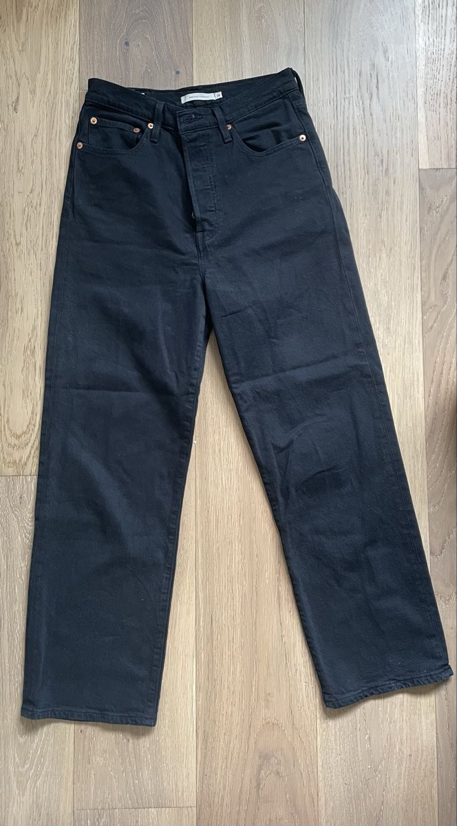 Levi's Jeans: LEVI‘S - Ribcage Straight 28 – Usato da Kriens venduto da elly24