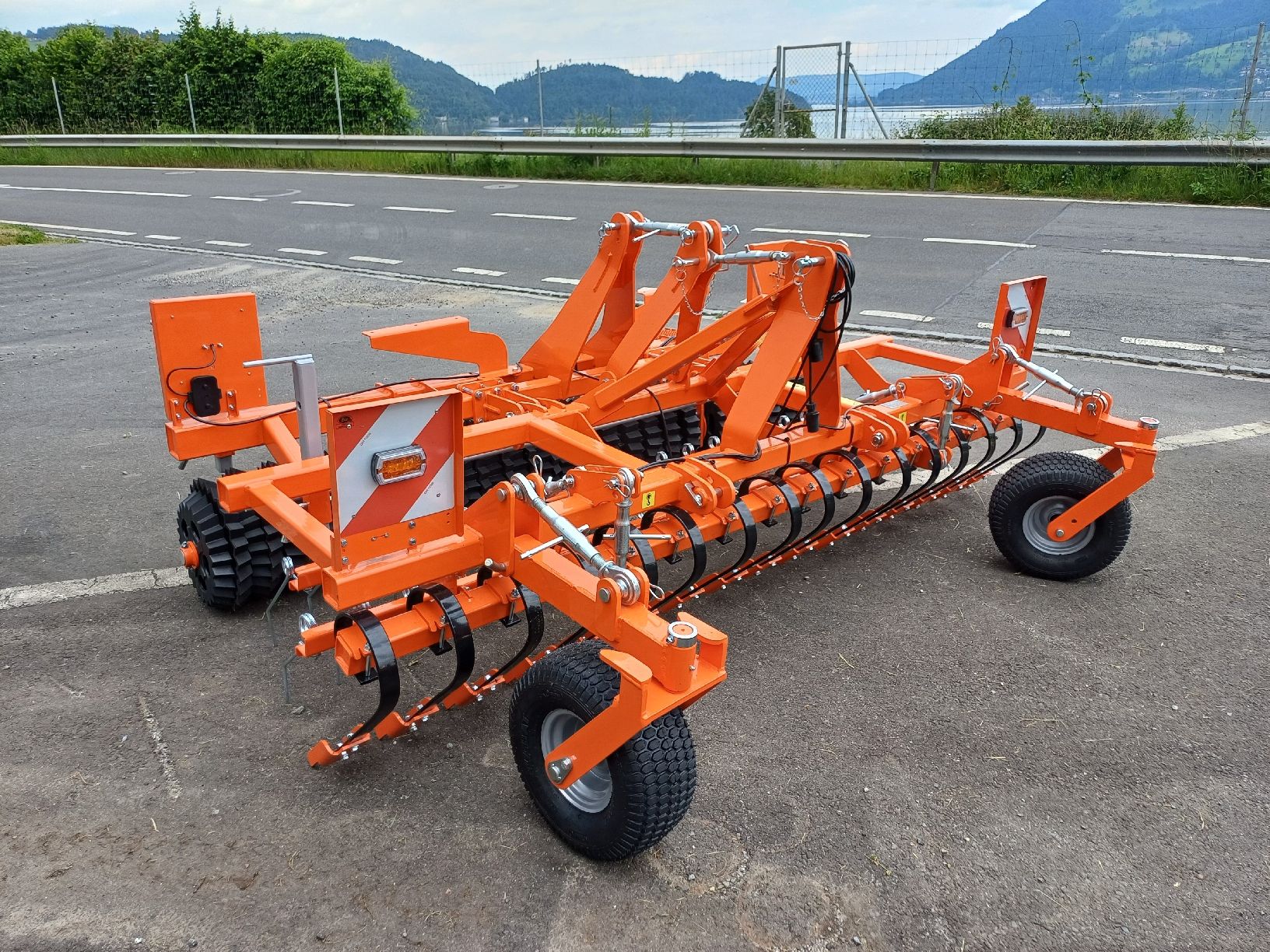 Toutes les machines: Wiesenstriegel – Neuf (Voir description) à immensee par Thsch1