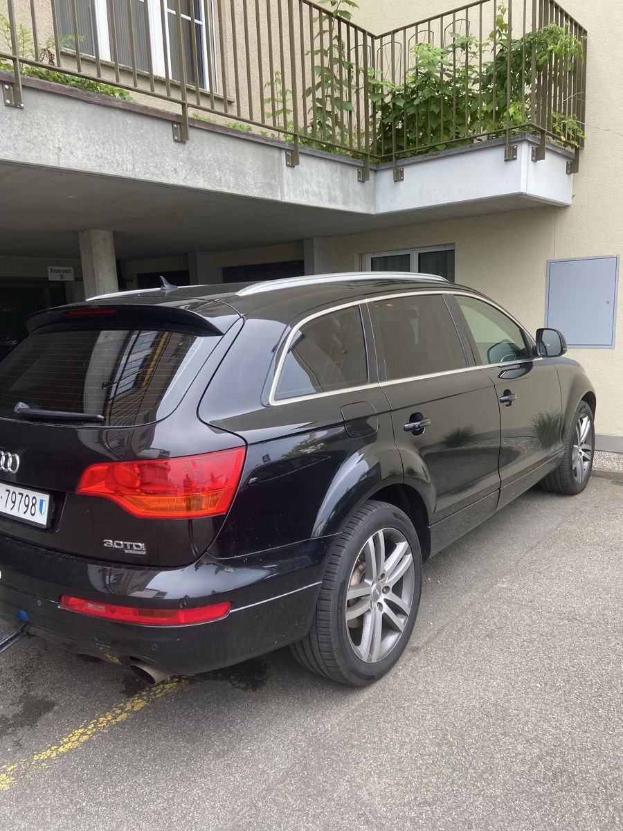 Audi Automobili: Audi Q7 2007  – Usato da Oberkirch LU venduto da pre_86dx 1