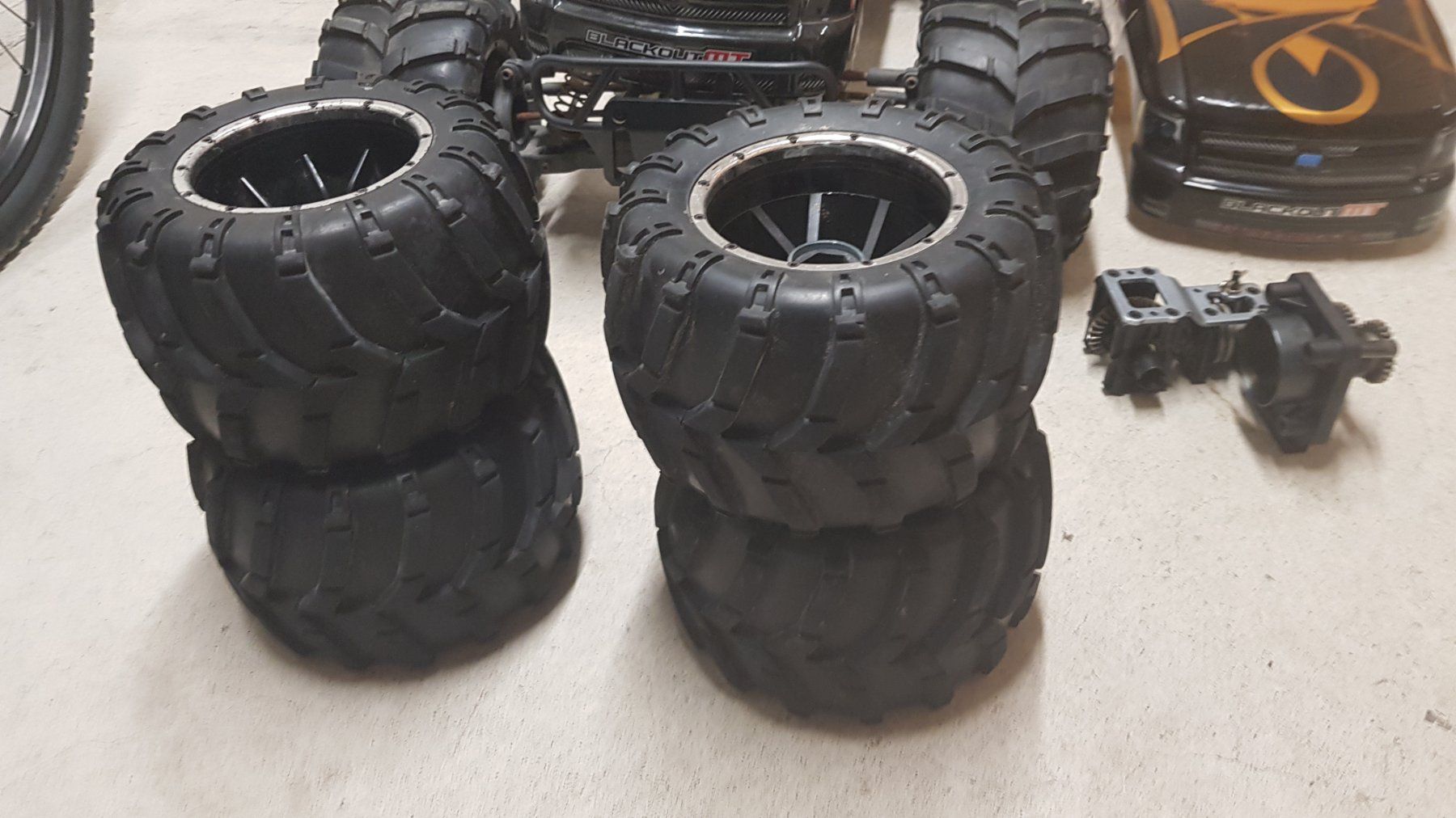 HPI Modellismo RC: Maverick Blackout MT mit Ersatzteile – Usato da Bassersdorf venduto da mrgreen145 2