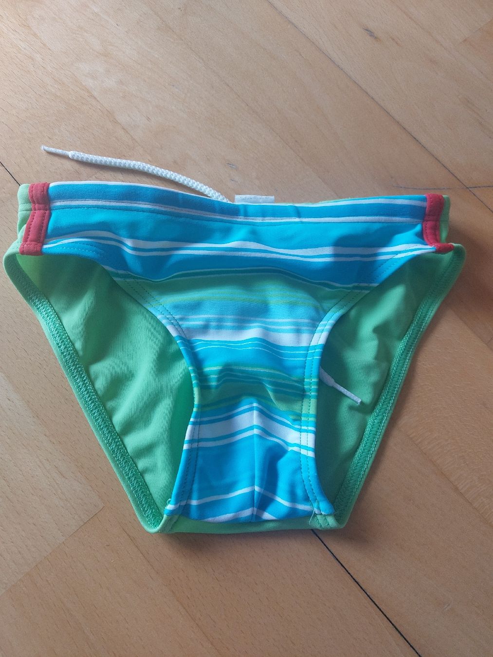 Migros Costumi da bagno: Badehose gr 98 – Usato da Landquart venduto da Cedes