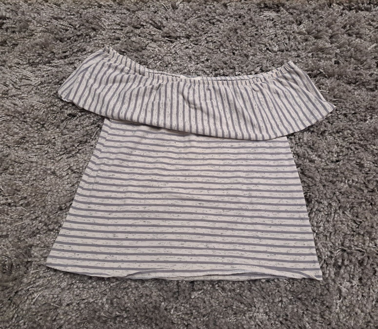 Camicette, T-shirt & Top: T-Shirt Grösse 116 – Usato da Kaltbrunn venduto da Nili133