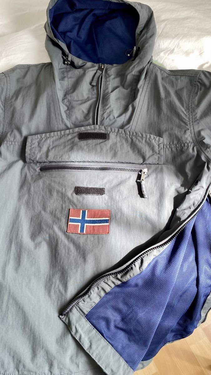 Napapijri Giacche: Napapijri Jacke grau Gr.L Meshfutter – Usato da St.Gallen venduto da LUMUMBA7 6