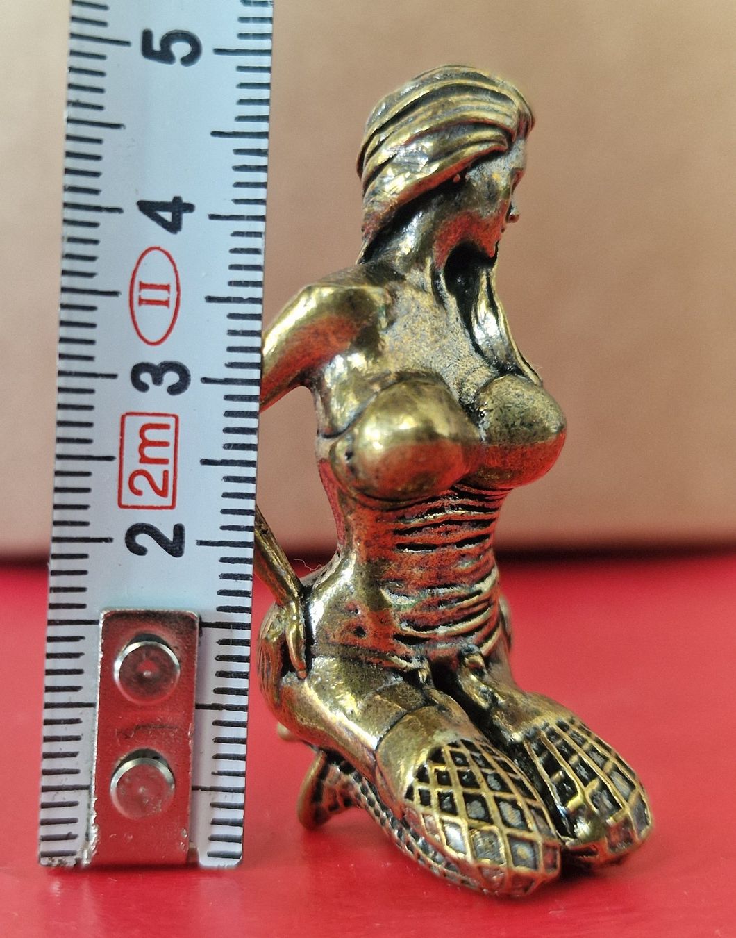 Statuette: Sexy Frau Figur aus Messing – Nuovo (secondo la descrizione) da Uerkheim venduto da Kaufoption 1