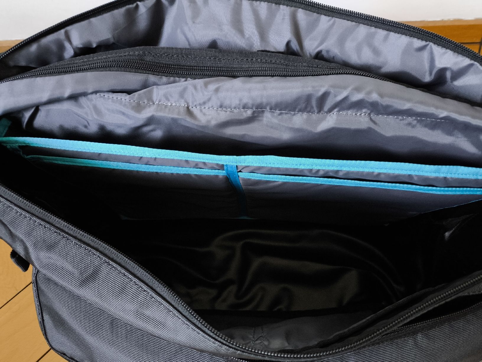 Borse: THULE Covert Messenger Tasche Pro-DSLR neuwertig! – Nuovo (secondo la descrizione) da Bern venduto da stefsvolta 2