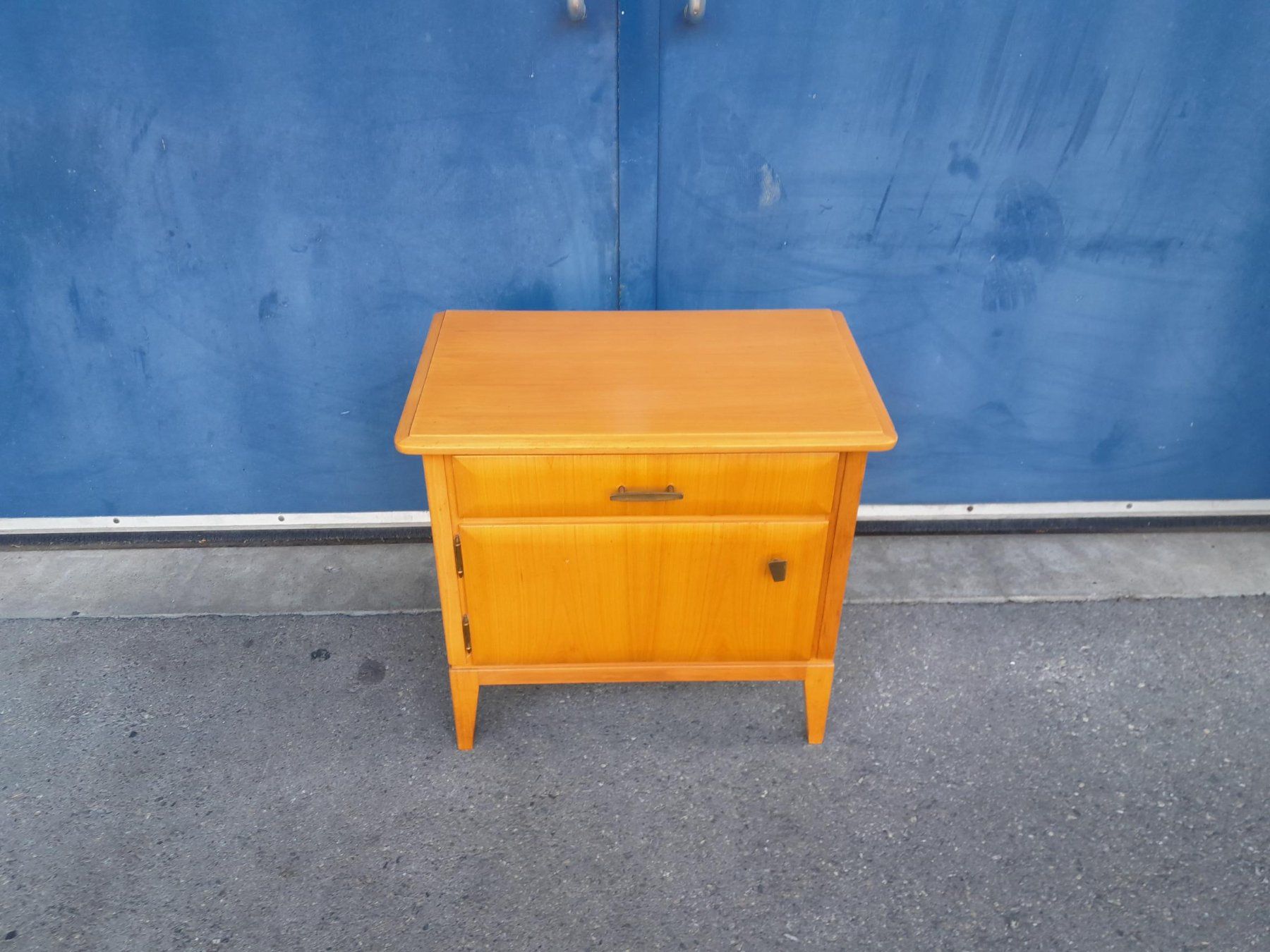 Kommoden: Vintage Kommode / Nachttisch / Sideboard – Gebraucht aus Männedorf von Bel-view 1
