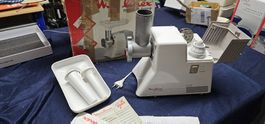 Fleischwolf, Moulinex HV6 mit Zubehör