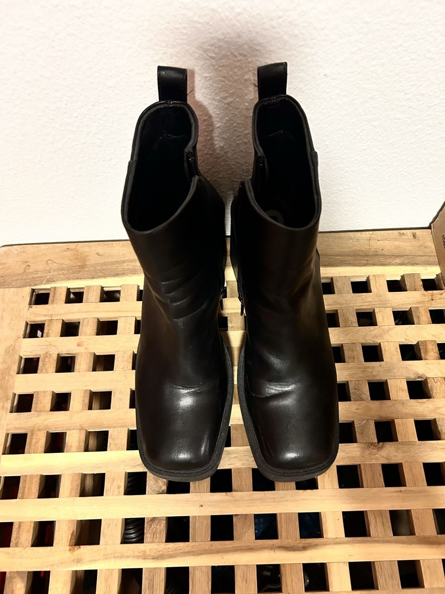 Zalando Scarpe da donna: Gioseppo Stiefel 40 schwarz – Nuovo (secondo la descrizione) da Winterthur venduto da MetalCicada 2