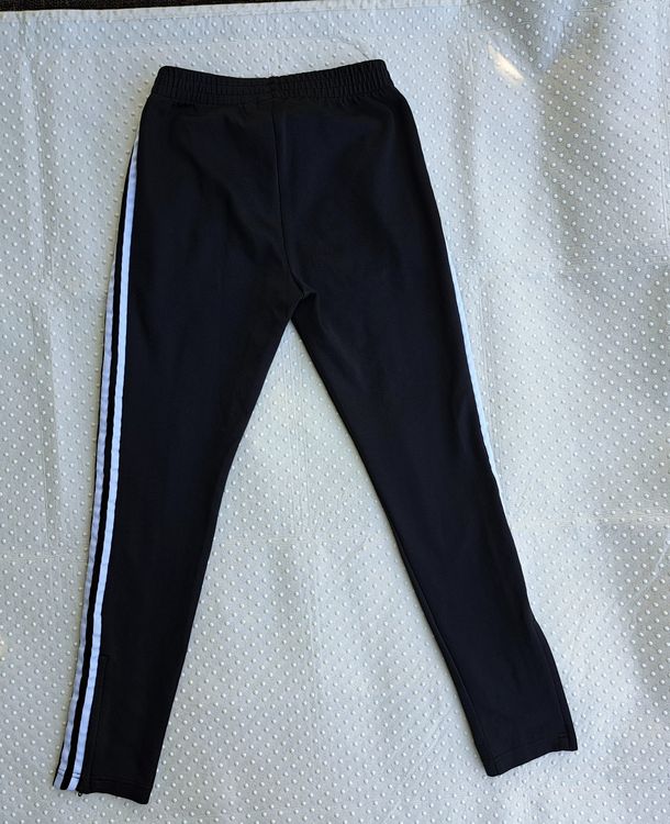 Adidas Pantaloni: Schwarze Adidas Trainerhose Gr. S – Usato da Gysenstein venduto da joshuas81 3