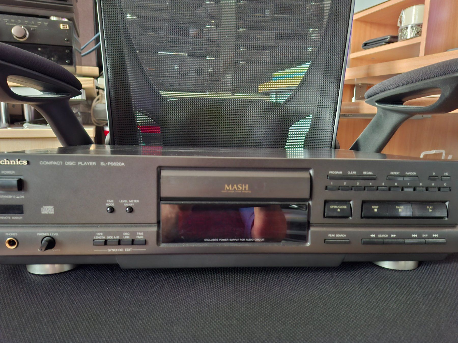 Technics Audio- & Mediensysteme: Technics SL-PS620A CD-Player – MASH High-Class – Gebraucht aus Hütten von routil