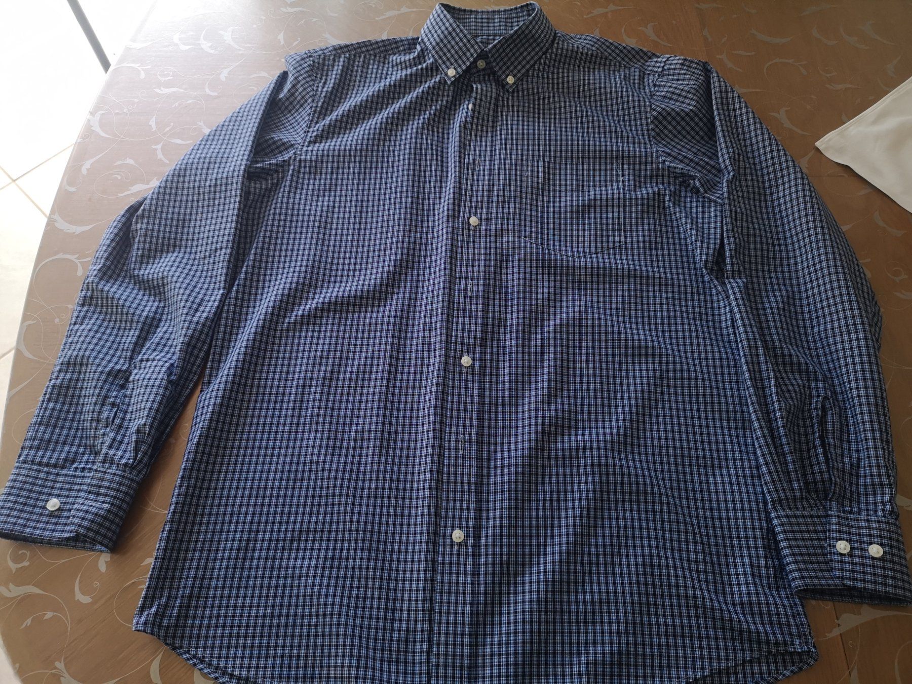 C&A Hemden: Chemise Regular fit – Gebraucht aus CORMINBOEUF von savaja