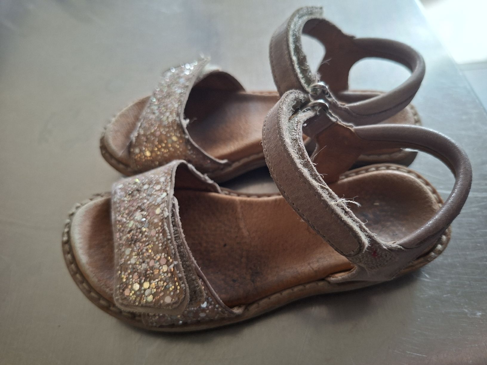 Scarpe per ragazze: Kinder Sandalen Glitzer Leder – Usato da Wallisellen venduto da rahelr90 3