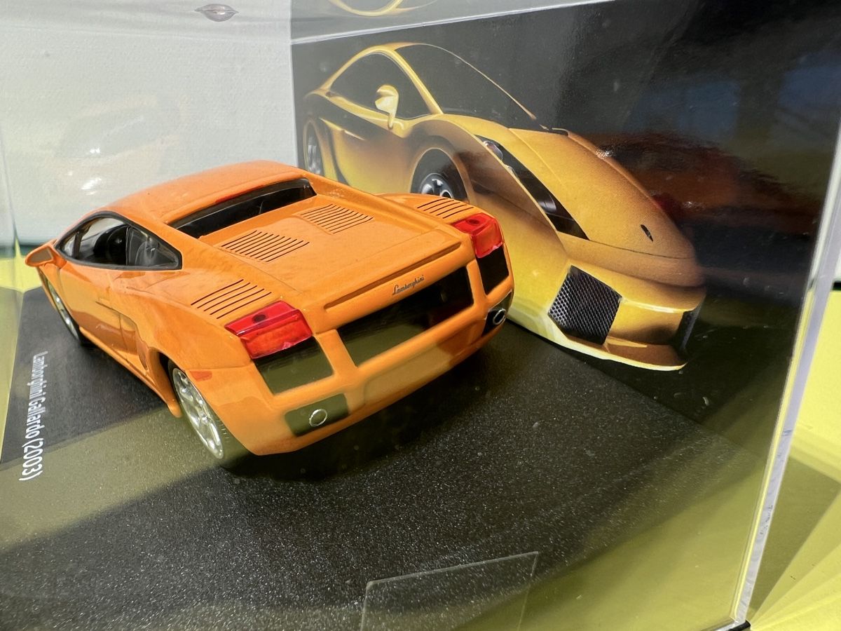 Lamborghini Modellini d'auto: Lamborghini Gallardo 2003 in 1/43 – Nuovo e nell'imballaggio originale da Weinfelden venduto da Kammerflimmern 2