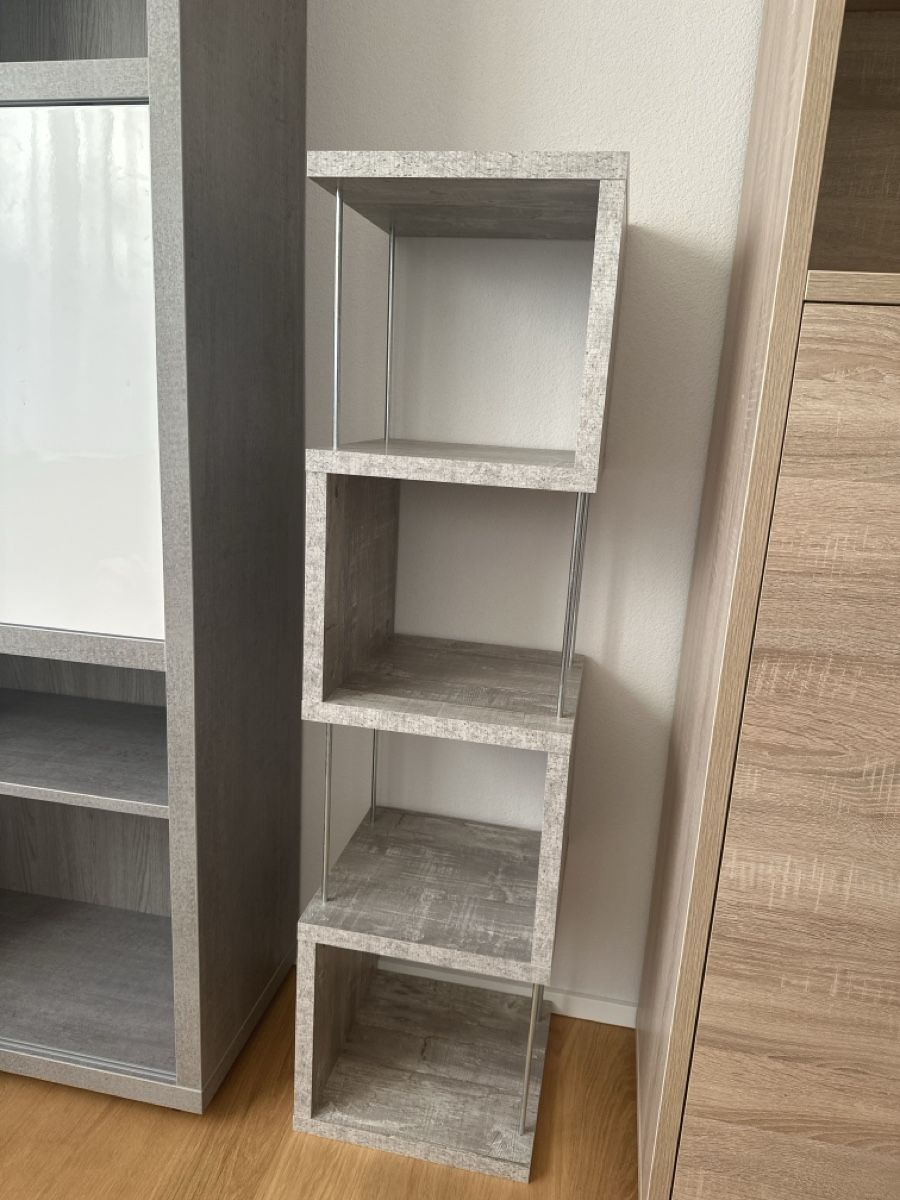 Scaffali: Modernes Regal – Usato da Zürich venduto da jul_g62q