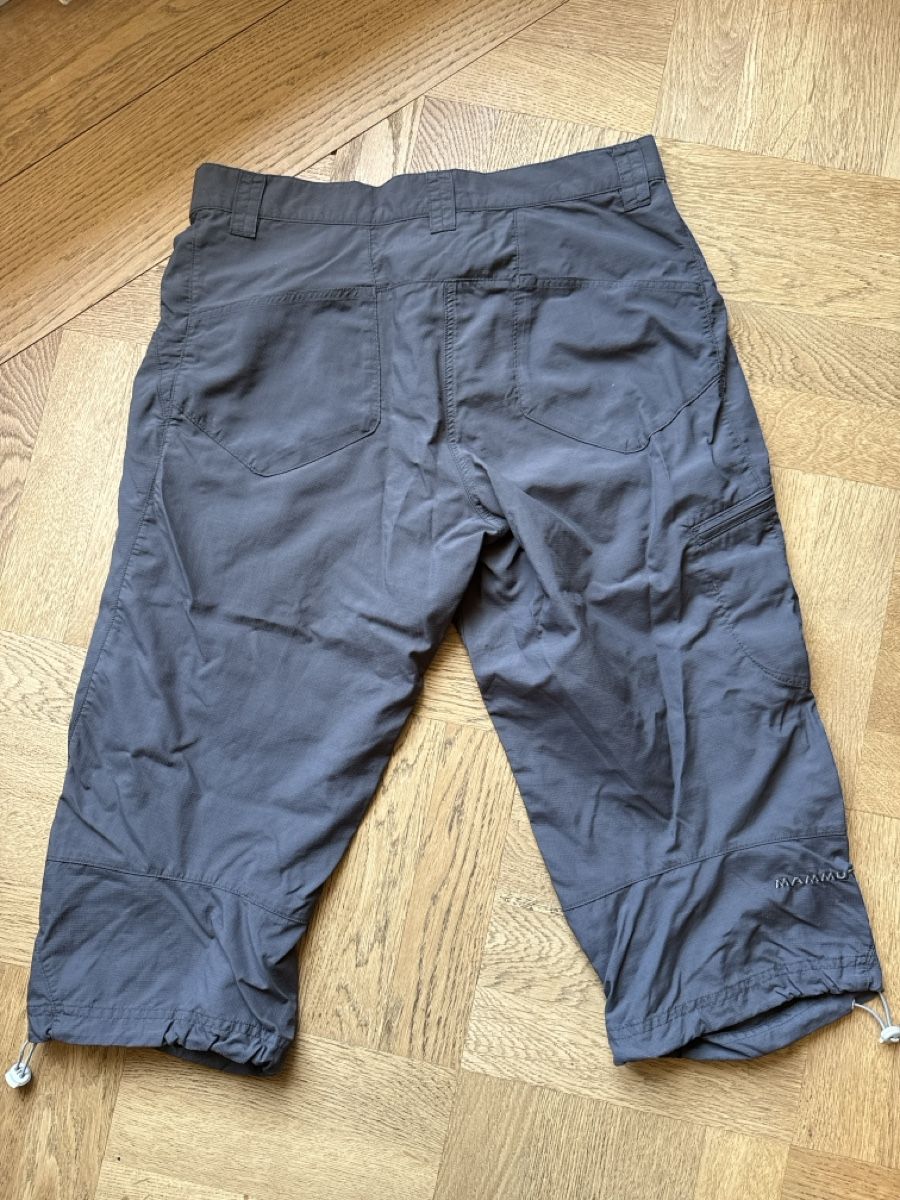 Mammut Pantaloni: Mammut Wanderhose 38 Damen dunkelgrau  – Usato da Bern venduto da nelke08 4