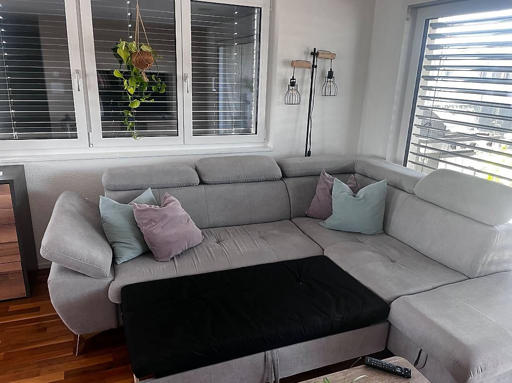 Sofas: Sofa mit Ausziehfunktion – Gebraucht aus Wilen b. Wil von Draley 1