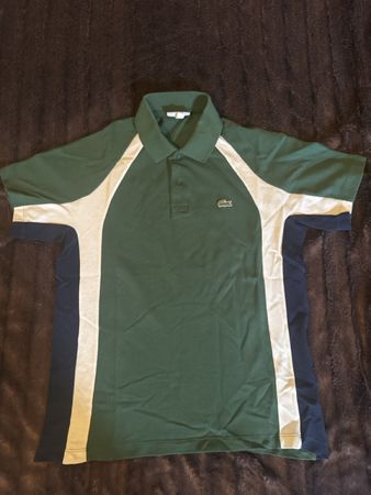 Polo Lacoste vert blanc bleu coupe relaxed taille M