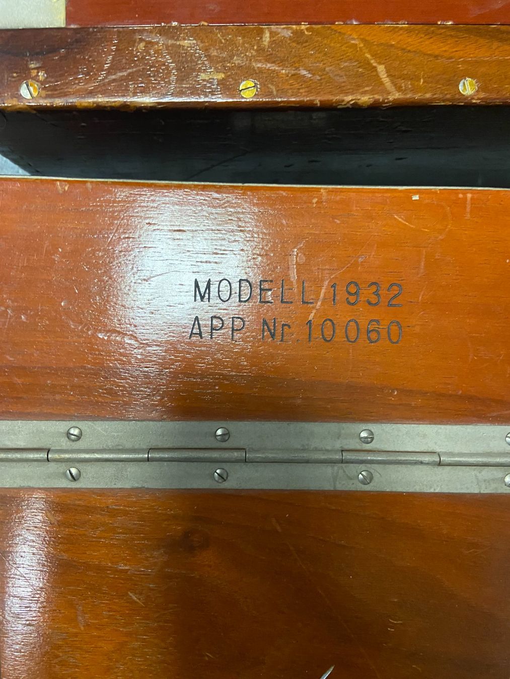 Telefoni: 2 Feldtelefon Schweizer Armee ! Modell 1932 . – Usato da Laupen BE venduto da ThePowerOfDreams1 1